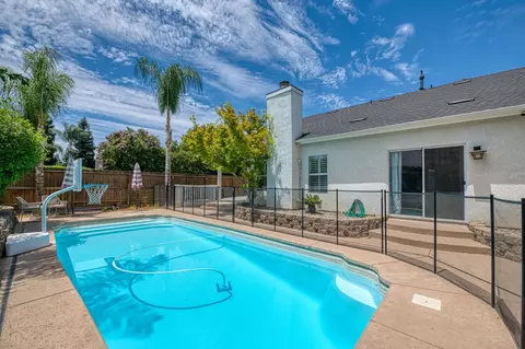 290 W Loyola Ave, Clovis, CA 93619 photo 36