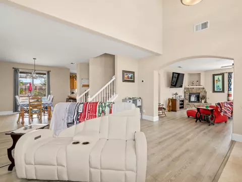 Entry Way - 85 N Fairfax Ave, Clovis, CA 93612 photo 1 of 3