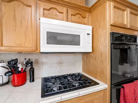 Kitchen - 85 N Fairfax Ave, Clovis, CA 93612 photo 4 of 4