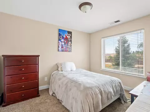 Bedroom - 85 N Fairfax Ave, Clovis, CA 93612 photo 5 of 6
