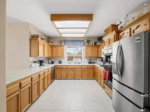 Kitchen - 85 N Fairfax Ave, Clovis, CA 93612 photo 2 of 4