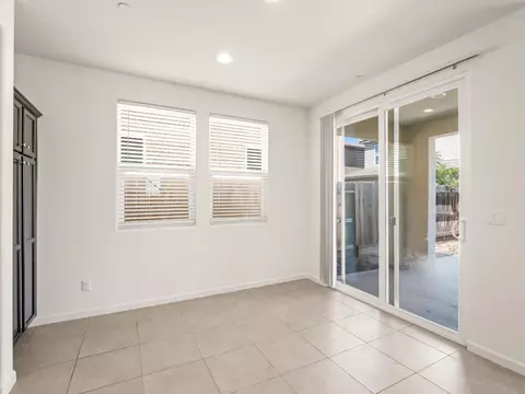 2569 Mustang Dr, Clovis, CA 93612 photo 8