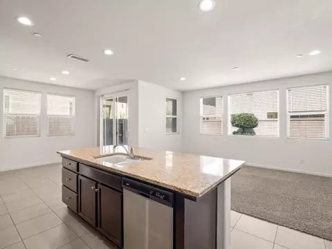 2569 Mustang Dr, Clovis, CA 93612 photo 21