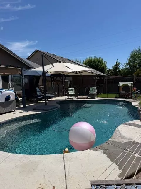 10935 E Swift Ave, Clovis, CA 93619 photo 3