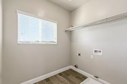 2715 Las Rosas Ave, Clovis, CA 93619 photo 28