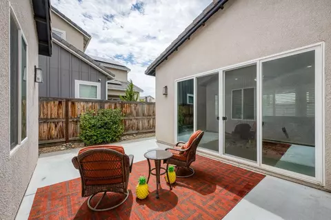 Exterior - 768 Overstone Ave, Madera, CA 93636 photo 13 of 14