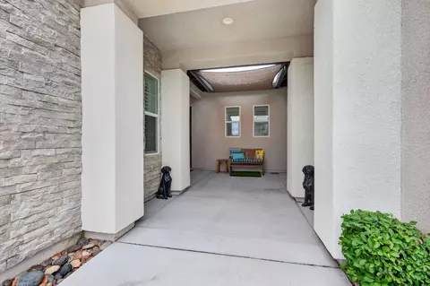 Exterior - 768 Overstone Ave, Madera, CA 93636 photo 5 of 14