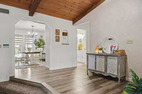 Entry Way - 36400 Avenue 12, Madera, CA 93636 photo 2 of 4