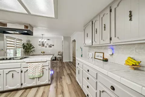 Kitchen - 36400 Avenue 12, Madera, CA 93636 photo 2 of 2