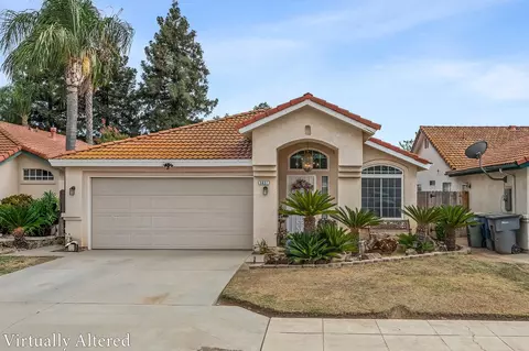 5651 W Sample Ave, Fresno, CA 93722