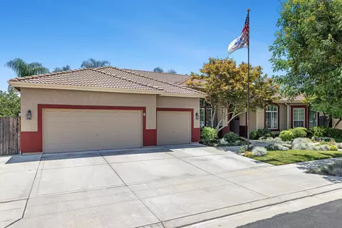 Exterior - 356 Richmond Ave, Clovis, CA 93619 photo 3 of 19