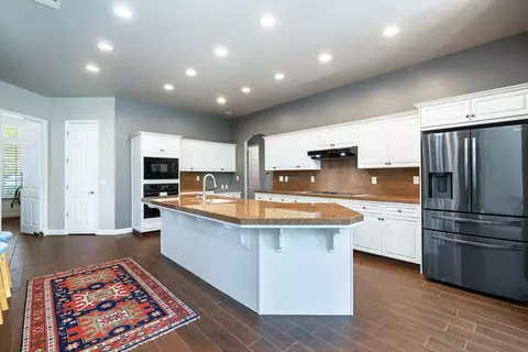 Kitchen - 356 Richmond Ave, Clovis, CA 93619 photo 6 of 6