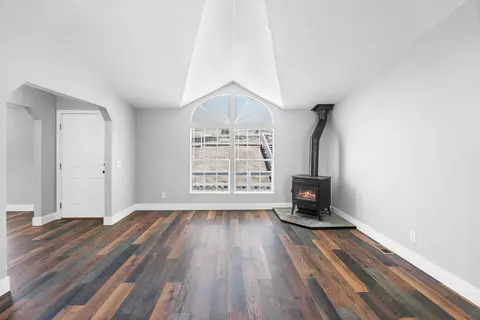 5002 Little John Rd, Copperopolis, CA 95228 photo 8