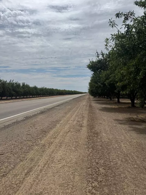 18700 Road 16, Chowchilla, CA 93610 photo 3
