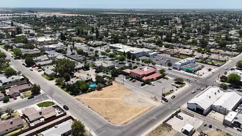 401 S 6th St, Kerman, CA 93630 photo 7