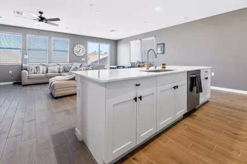 Kitchen - 1164 Granite Dr W, Madera, CA 93636 photo 3 of 3