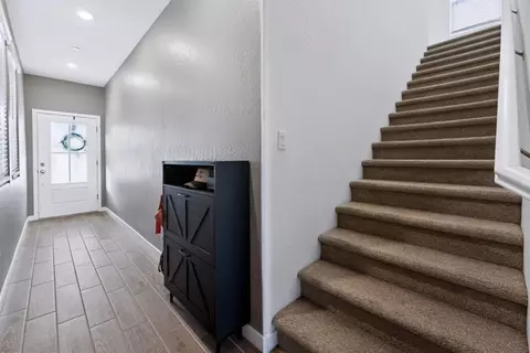 Entry Way - 1164 Granite Dr W, Madera, CA 93636 photo 1 of 4
