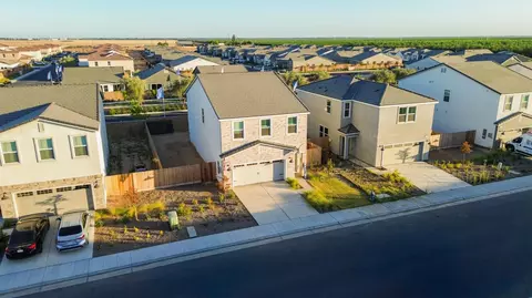 View/Area - 1164 Granite Dr W, Madera, CA 93636 photo 1 of 3