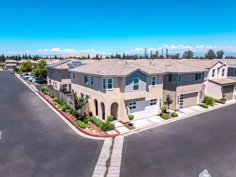 View/Area - 1909 Kelly Ln, Clovis, CA 93611 photo 5 of 12