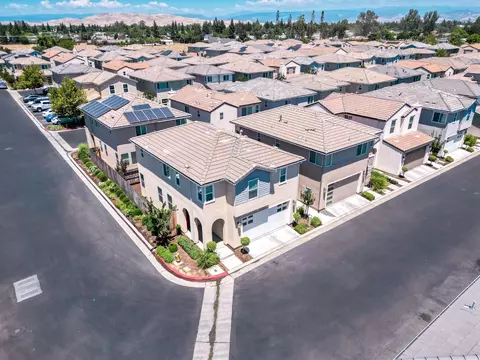 View/Area - 1909 Kelly Ln, Clovis, CA 93611 photo 1 of 12