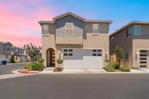 Exterior - 1909 Kelly Ln, Clovis, CA 93611 photo 18 of 18