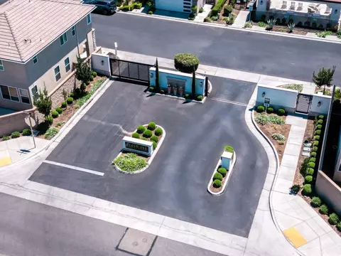 View/Area - 1909 Kelly Ln, Clovis, CA 93611 photo 11 of 12