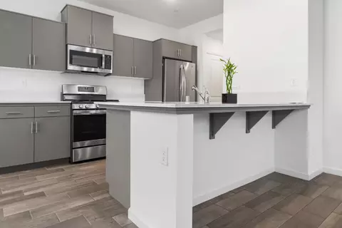 Kitchen - 1909 Kelly Ln, Clovis, CA 93611 photo 4 of 4