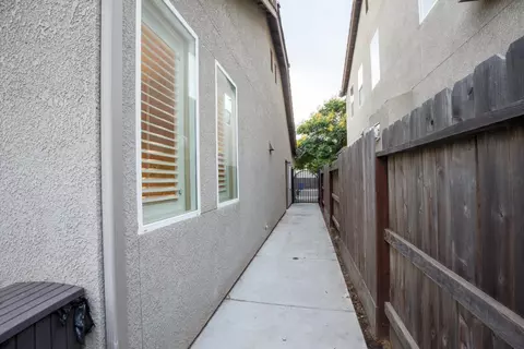 739 Hermosa Ave, Clovis, CA 93619 photo 19