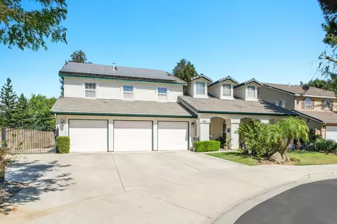 Exterior - 741 N Oxford Ave, Clovis, CA 93611 photo 3 of 7