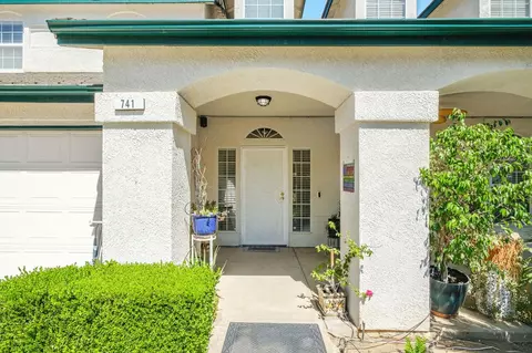 Other - 741 N Oxford Ave, Clovis, CA 93611 photo 1 of 9