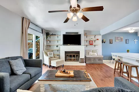 3745 Sunnyside Ave, Clovis, CA 93611 photo 8