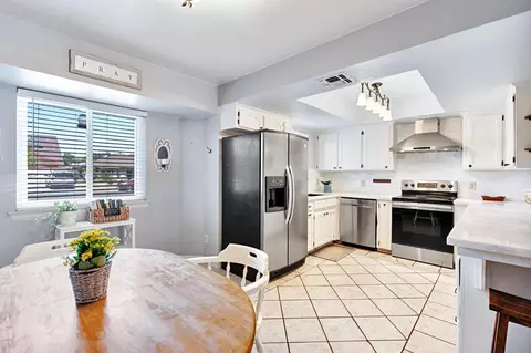 3745 Sunnyside Ave, Clovis, CA 93611 photo 12