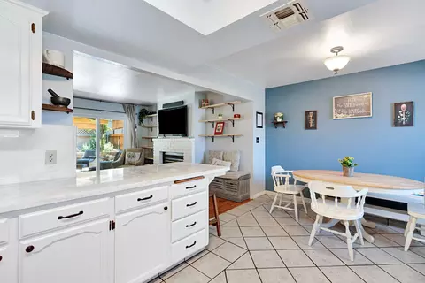 3745 Sunnyside Ave, Clovis, CA 93611 photo 18