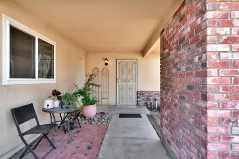 3745 Sunnyside Ave, Clovis, CA 93611 photo 4
