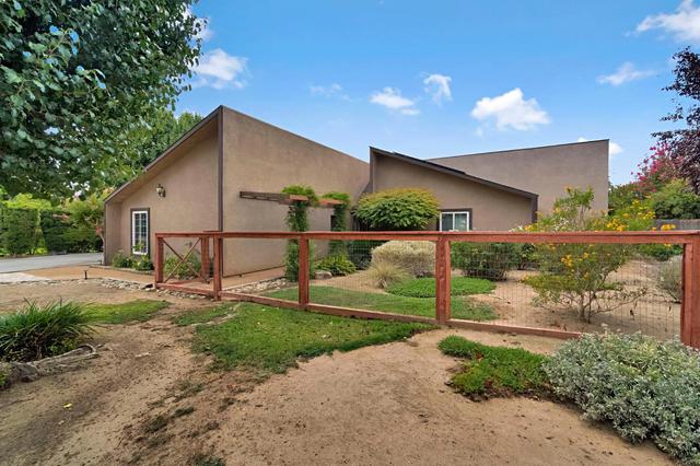 1643 W Bullard Ave, Fresno, CA 93711