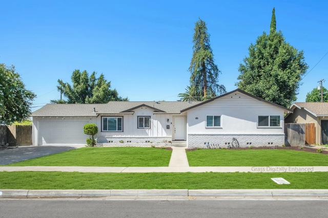 1019 W Ashcroft Ave, Fresno, CA 93705
