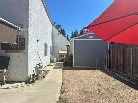 581 El Paso Ave, Clovis, CA 93611 photo 6