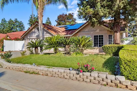 2505 Stuart Ave, Clovis, CA 93611 photo 2