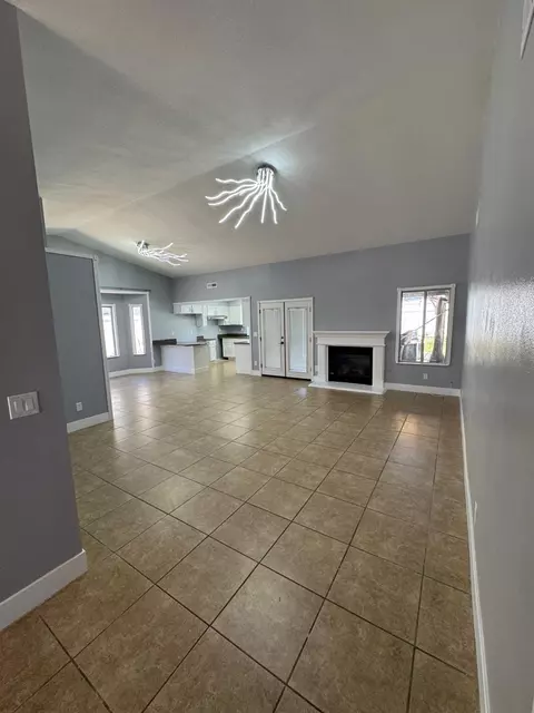 2505 Stuart Ave, Clovis, CA 93611 photo 9