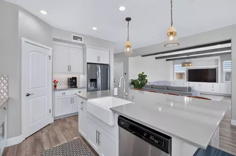 3853 Morris Ave, Clovis, CA 93619 photo 16