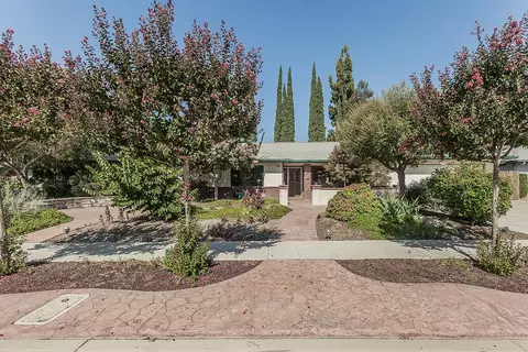 7909 N Archie Ave, Fresno, CA 93720