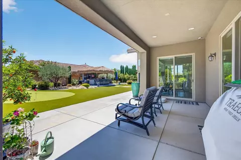 Exterior - 3396 Trenton Ave, Clovis, CA 93619 photo 11 of 24