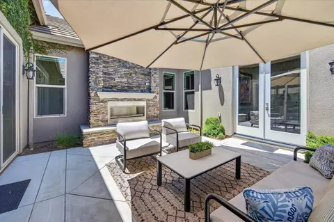 Exterior - 3396 Trenton Ave, Clovis, CA 93619 photo 4 of 24