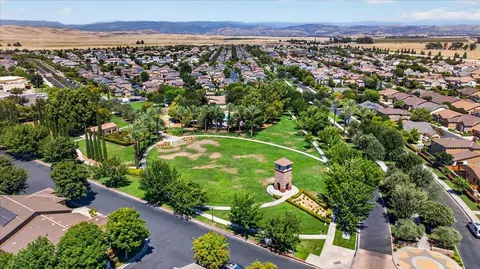 View/Area - 3396 Trenton Ave, Clovis, CA 93619 photo 6 of 8