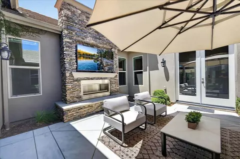 Exterior - 3396 Trenton Ave, Clovis, CA 93619 photo 6 of 24