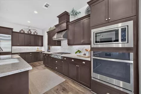 Kitchen - 3396 Trenton Ave, Clovis, CA 93619 photo 6 of 10