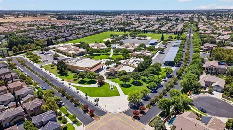 View/Area - 3396 Trenton Ave, Clovis, CA 93619 photo 8 of 8