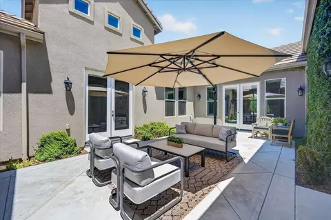 Exterior - 3396 Trenton Ave, Clovis, CA 93619 photo 5 of 24