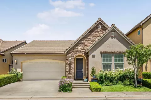 2168 W Juliet Way, Fresno, CA 93711