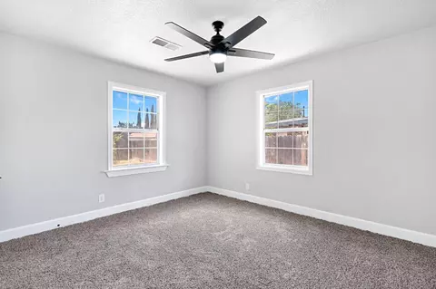 Bedroom - 4416 E Curran Dr, Fresno, CA 93703 photo 1 of 5